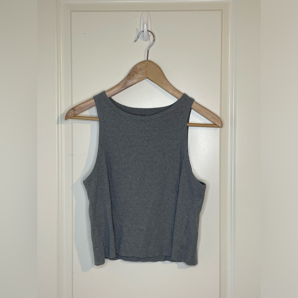 Gray crop top